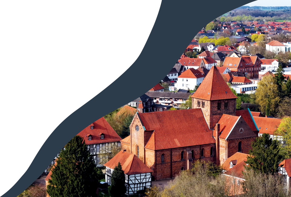 Bassum von oben – Blick über Stiftskirche und Innenstadt